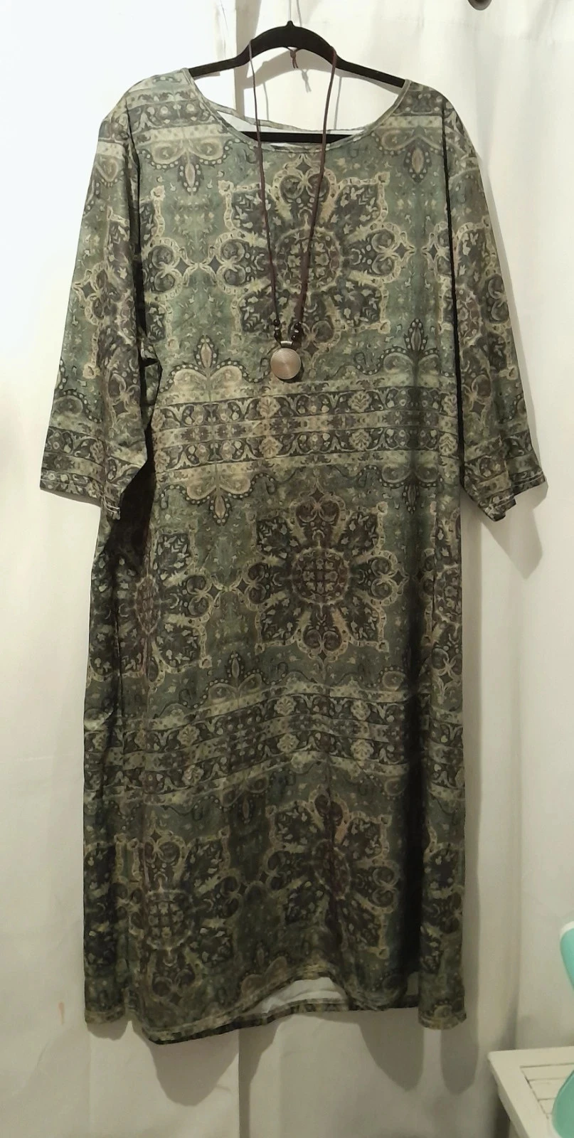 Robe longue ample de style kaftan/boho, tons divers verts, Taille 5XL